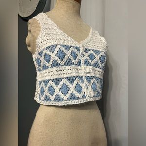 Julia by Love J Crochet White&Blue Sleeveless Crop Tank Top Knit Sweater Size S